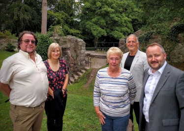Darren Millar AM with Ruthin Councillors Geraint Woolford and Anne Roberts, and Amanda Brewer and Anthony Saint Clair of the Ruthin Castle Conservation Trust. 