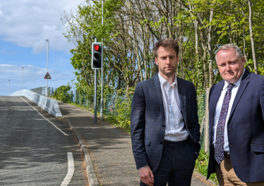 Minister provides update on structural repair works on two bridges over the A55